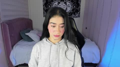 camila online show from September 29, 6:35 pm