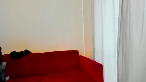 Snapshot of camila_berk chatting on December 5, 9:06 pm Cami online show from December 5, 9:06 pm