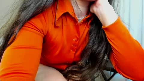 Snapshot of camila_berk chatting on January 2, 10:58 am Cami online show from January 2, 10:58 am