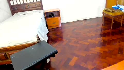 Snapshot of camila_berk chatting on January 24, 12:20 am Cami online show from January 24, 12:20 am