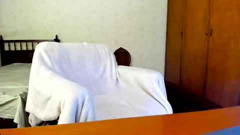 Snapshot of camila_berk chatting on February 4, 1:45 am Cami online show from February 4, 1:45 am