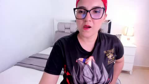 Camila buitrago online show from April 11, 12:15 am