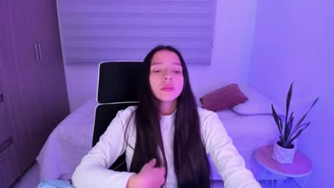  C A M I  online show from February 25, 2:10 am