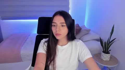  C A M I  online show from March 30, 8:32 pm