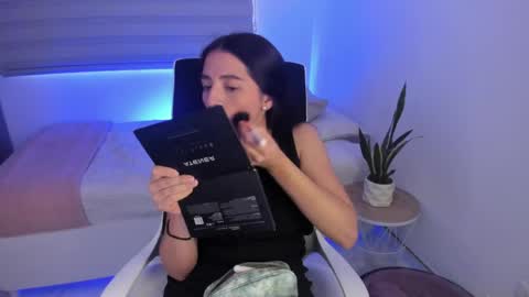  C A M I  online show from April 1, 9:45 pm