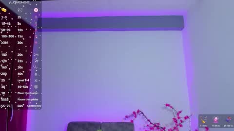 Snapshot of camila_harperr chatting on February 20, 2:52 am C A M I L A online show from February 20, 2:52 am