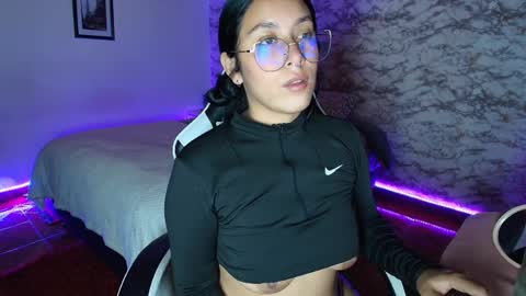 Snapshot of camila_iroose chatting on March 24, 12:26 am Camila Roose online show from March 24, 12:26 am