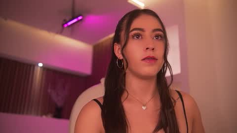 Snapshot of camila_martinez9 chatting on February 25, 11:42 am camila_martinez9 online show from February 25, 11:42 am