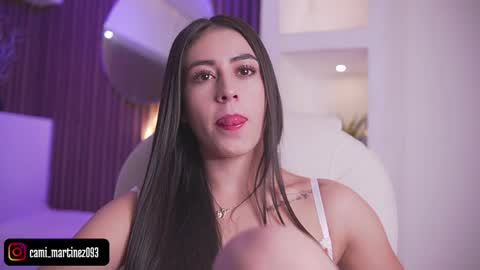 Snapshot of camila_martinez9 chatting on May 8, 11:37 am camila_martinez9 online show from May 8, 11:37 am