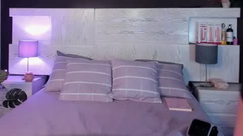 CAMI 3 online show from November 8, 1:33 pm