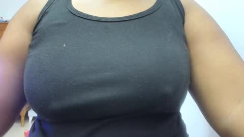 Snapshot of camila_sandoval_01 chatting on September 23, 6:05 am Camila online show from September 23, 6:05 am