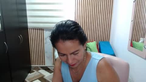 Camila Vargas online show from May 6, 3:39 pm