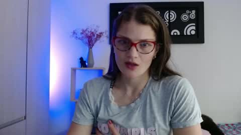 Snapshot of camila_ventura chatting on October 23, 3:00 pm Camila ventura online show from October 23, 3:00 pm