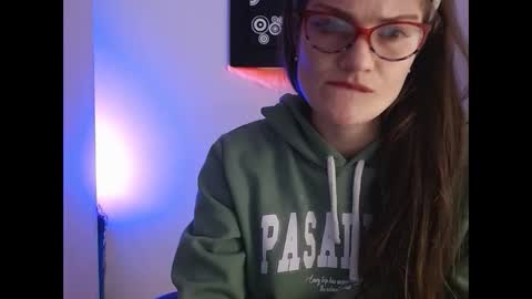 Snapshot of camila_ventura chatting on November 1, 2:19 pm Camila ventura online show from November 1, 2:19 pm