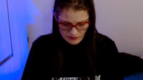 Snapshot of camila_ventura chatting on February 12, 9:32 pm Camila ventura online show from February 12, 9:32 pm