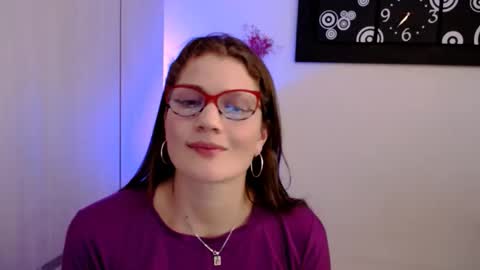 Snapshot of camila_ventura chatting on February 24, 9:13 pm Camila ventura online show from February 24, 9:13 pm