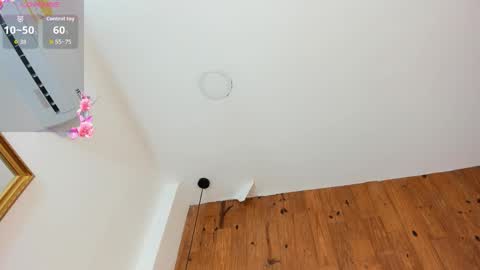 Snapshot of camilaa_smith_ chatting on March 29, 8:31 pm camilaa_smith_ online show from March 29, 8:31 pm