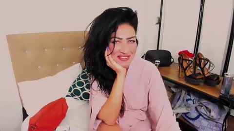 CamileEyes online show from December 9, 11:36 am