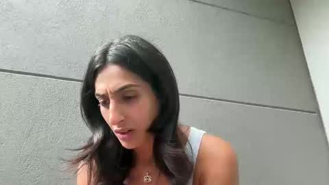 Snapshot of camiliakxoxo chatting on March 21, 2:09 pm camiliakxoxo online show from March 21, 2:09 pm