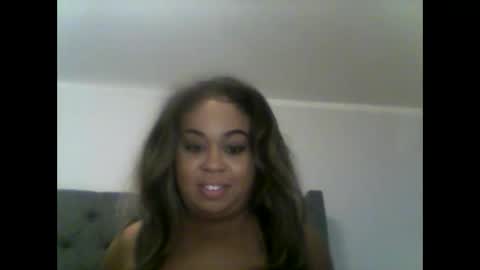 camiliaskye online show from November 12, 6:47 am