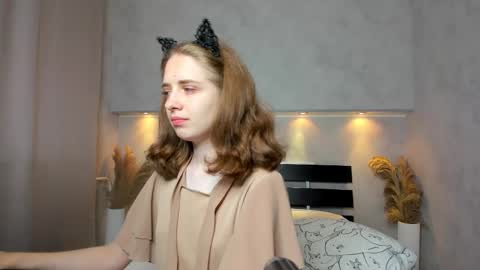 Snapshot of camilla_kelly chatting on September 14, 12:10 am Camilla online show from September 14, 12:10 am