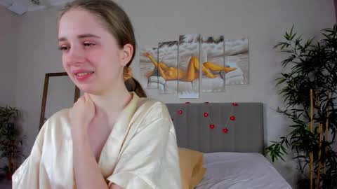 Camilla online show from February 20, 1:13 am