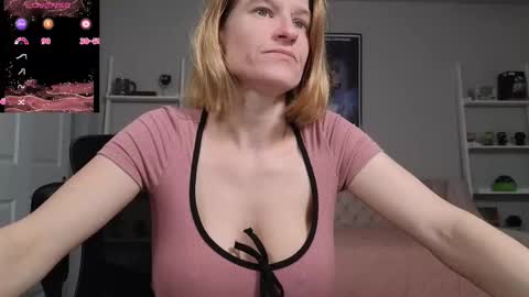 CamillaCassidy online show from February 15, 11:56 pm