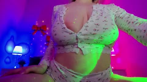 camilladreamer online show from March 10, 5:51 pm