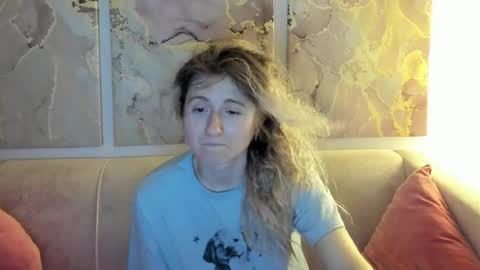 camilladreamer online show from May 9, 10:48 pm