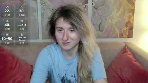camilladreamer online show from May 11, 8:53 am