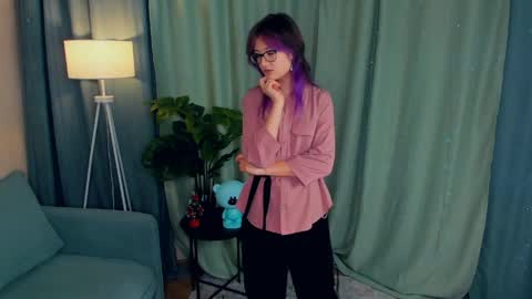 Snapshot of camillamondelli chatting on April 2, 3:42 pm Emily online show from April 2, 3:42 pm