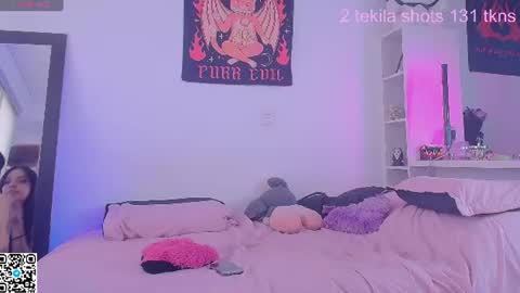 Camille  online show from July 7, 8:35 pm