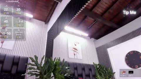 Camille online show from September 27, 8:03 pm