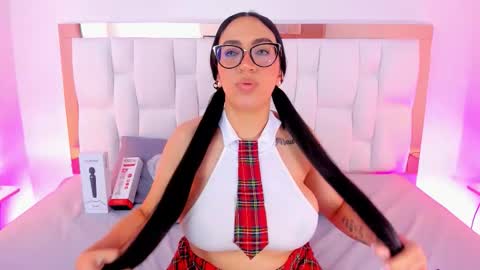 Camille online show from November 28, 1:58 pm