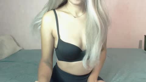CamilleBunny online show from September 24, 2:59 am