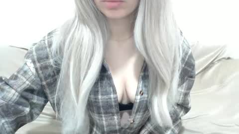 CamilleBunny online show from February 23, 3:37 am