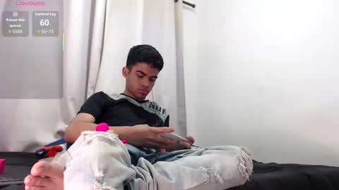 camillo_beischel_ online show from October 2, 6:59 pm