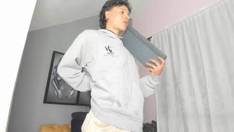 Camillo Virgil online show from February 6, 11:46 am