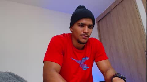 camilo_contre21 online show from November 4, 7:24 pm