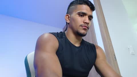 camilo_contre21 online show from April 3, 10:52 pm