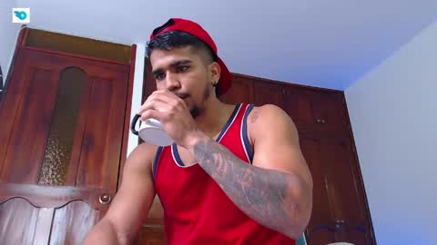 camilo_contre21 online show from May 16, 1:54 pm