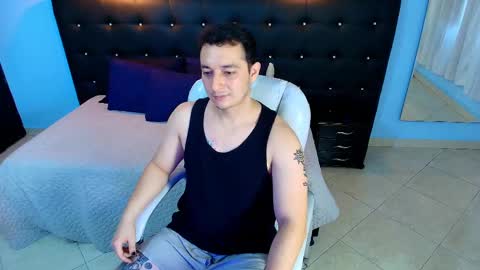 Snapshot of camilo_stark chatting on December 26, 1:10 pm Camilo online show from December 26, 1:10 pm