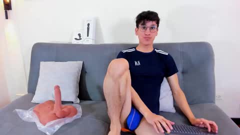 Camilo online show from November 22, 3:38 am