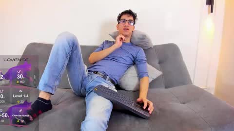 Snapshot of camilo_stark chatting on February 20, 3:36 am Camilo online show from February 20, 3:36 am