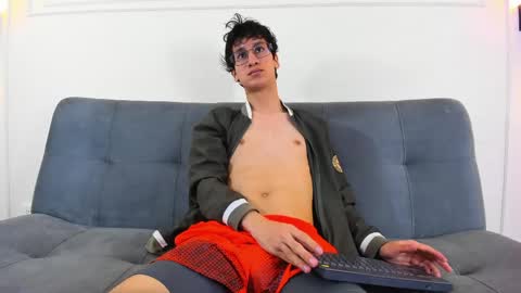 Camilo online show from May 26, 3:24 am