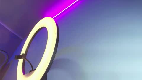 Snapshot of camiloalvarezzz3 chatting on March 24, 1:38 pm CAMILO online show from March 24, 1:38 pm