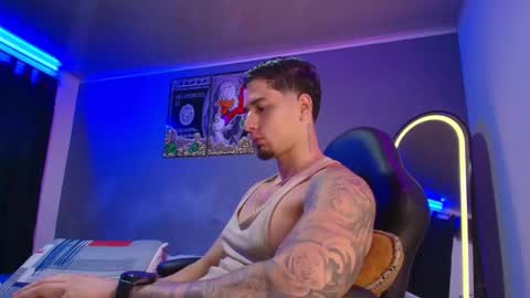 Snapshot of camiloalvarezzz3 chatting on March 30, 2:29 pm CAMILO online show from March 30, 2:29 pm