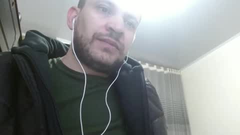 Snapshot of camiloking17 chatting on January 19, 6:10 pm camilo online show from January 19, 6:10 pm