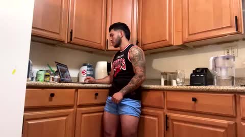 camilooo_cb online show from October 31, 4:02 am