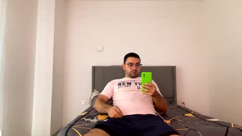 Snapshot of camilor_30 chatting on May 22, 11:27 am camilor_30 online show from May 22, 11:27 am